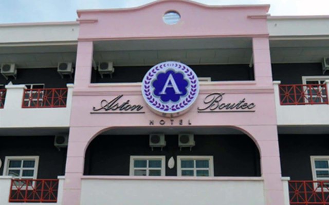 Aston Boutec Hotel Lintas Plaza