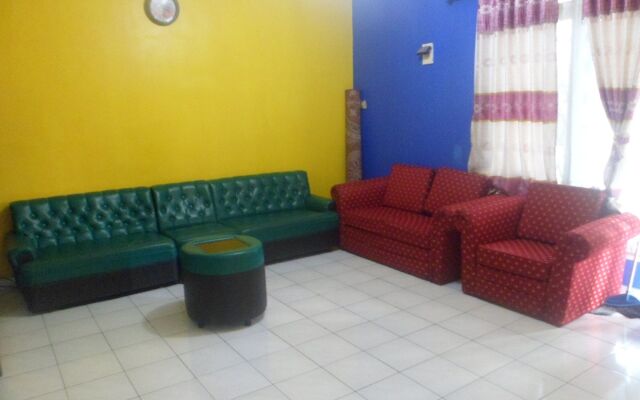 Villa Kota Bunga Cosmos