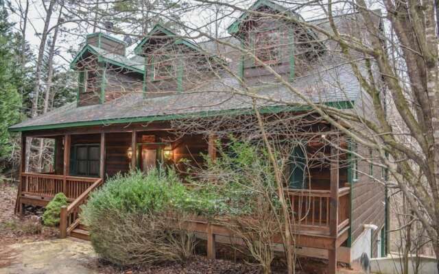 Riverbend Reserve' Cabin w/Pvt Yard+Fire Pit