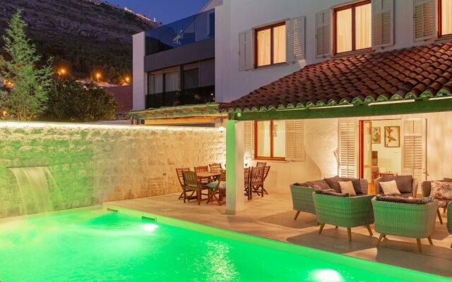 Hedera Estate, Villa Hedera