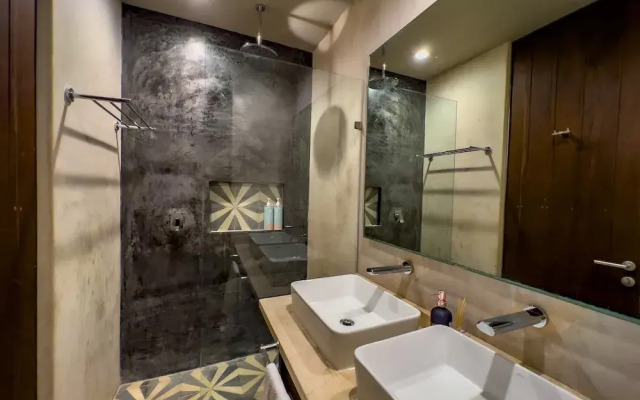 Kabah Luxury Apartment