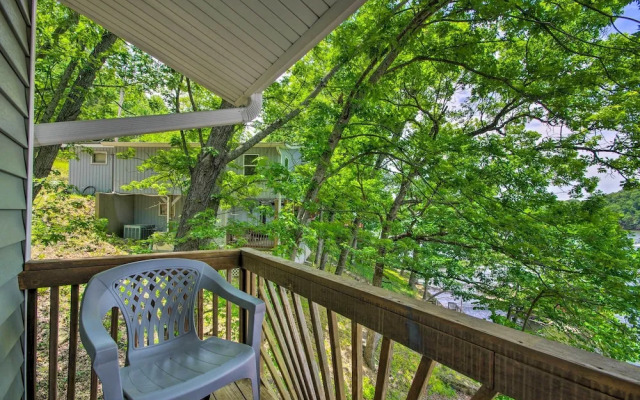 Lakefront Rocky Mount Retreat w/ Swim Dock!