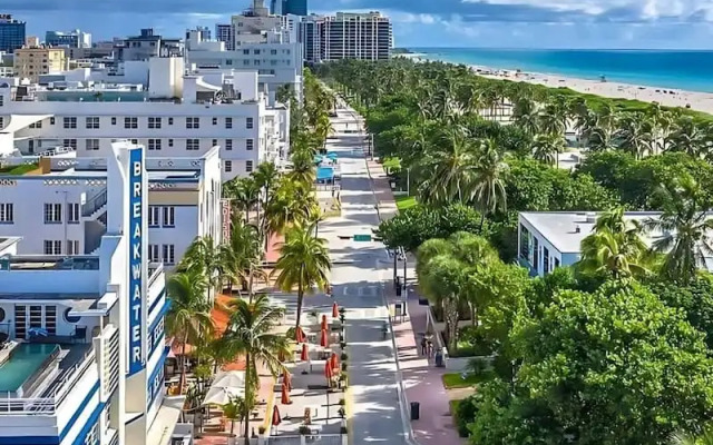 Your Miami Base With Free Parking