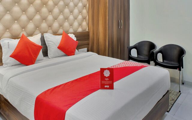 Collection O 11693 Hotel Sunshine