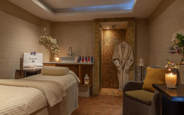 Radisson Sas Hotel And Spa