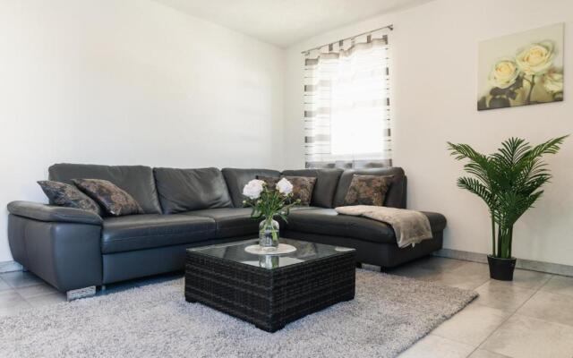 Ferienwohnung am Zeppelin Hangar