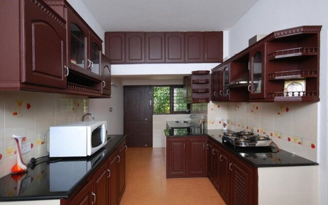 Sunny Days Homestay Alleppey