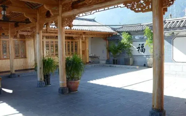 Shenghui Hotel Dali