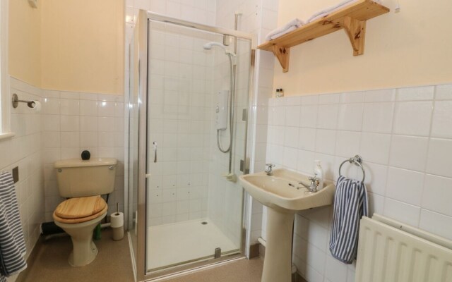 Park Lane Apartment