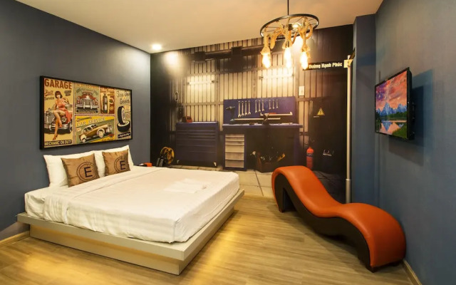 Eros Hotel 2 - Love Hotel