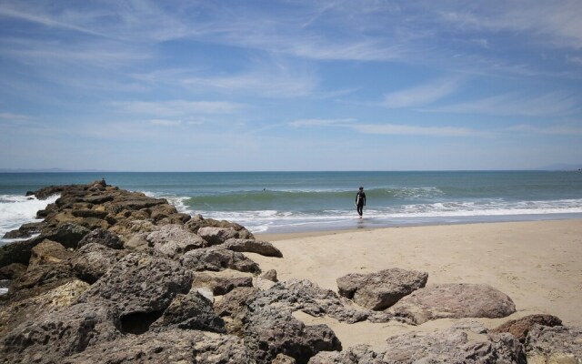 Beach Bungalow in Ventura by RedAwning
