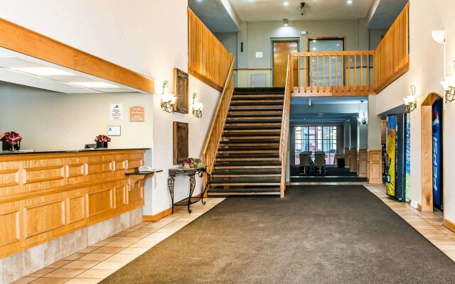 FairBridge Inn & Suites Fort Wayne