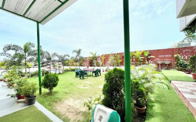 G RESORT- PURI near Sea Beach & Pool