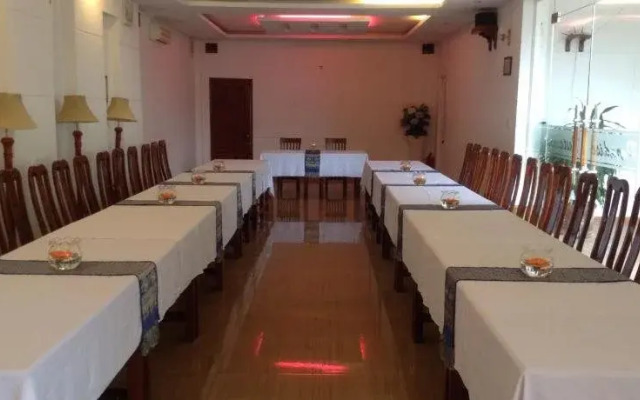 Chi Nguyen Hotel