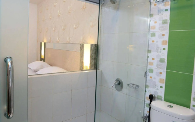 Dewarna Hotels Sutoyo