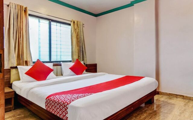 OYO 40635 Hotel Shloka