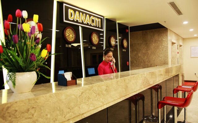 Danaciti Hotel