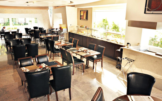 Hotel Real Alameda