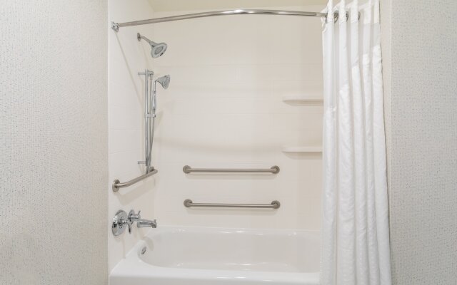 Holiday Inn Express & Suites Phoenix Tempe - University