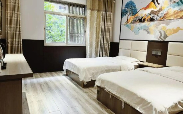 Lvtu Qingyuan Hostel