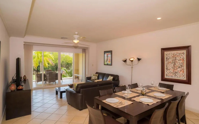 Del Mar 1F - 3 bdr 2 Bath Ocean View