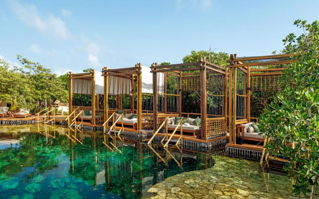 Hotel Shibari Tulum - Restaurant & Cenote Club