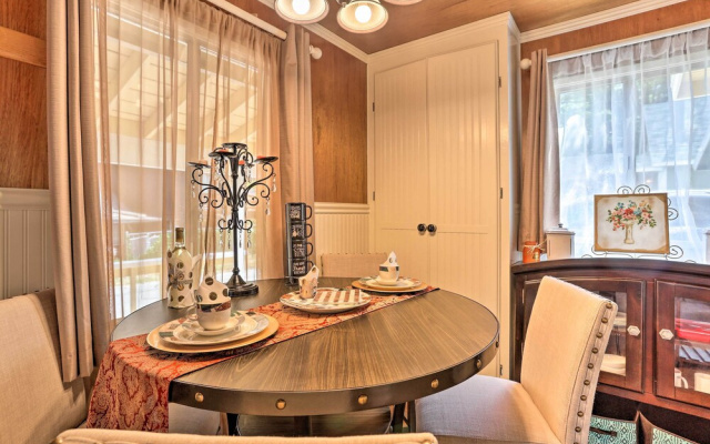 Cozy Crestline Cabin, Close to Lakes, Parks!
