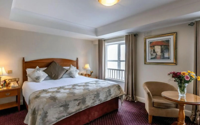 Newgrange Hotel