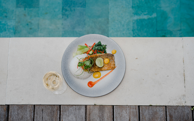 Batu Karang Lembongan Resort & Spa