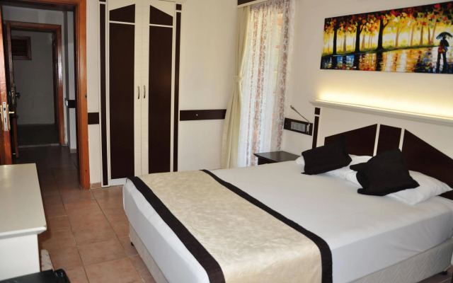 Telmessos Neva Hotel - Halal-Non Alcoholic  Hotel