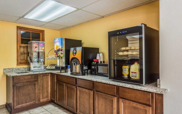 Comfort Inn & Suites Omaha Central