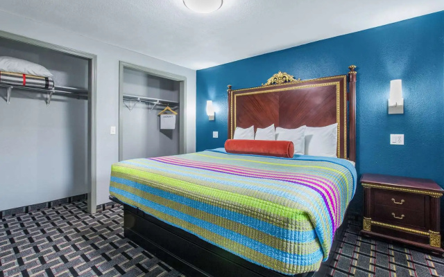Knights Inn and Suites Salem