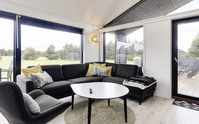 9 Person Holiday Home in Vaeggerlose