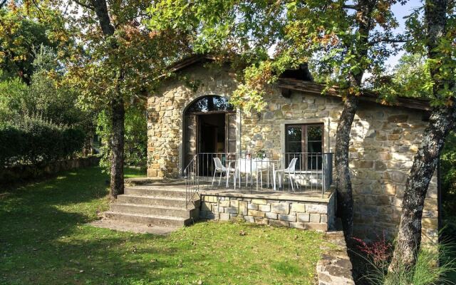 Scenic Farmhouse in Poppi With Swimming Pool