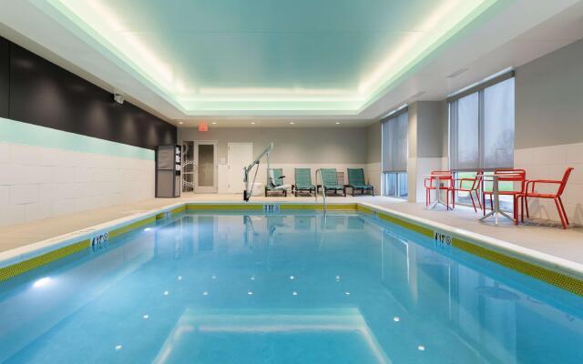 TRU BY Hilton Sharonville