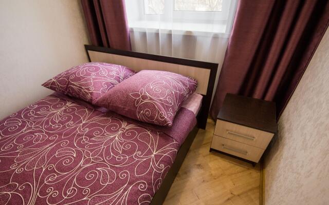 9 nights on Shaposhnikov Street 2