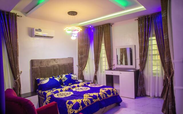 RichVilla Apartments & Hotels