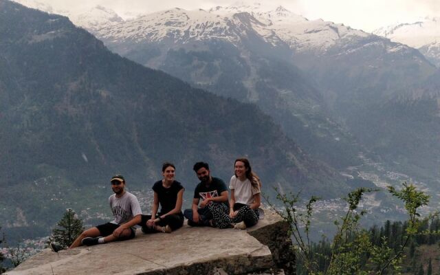Madpackers Manali - Hostel