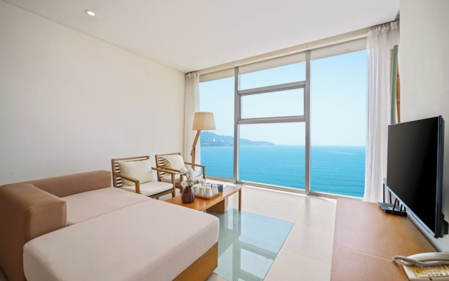 Signature Luxury Village – Guest Rooms – Da Nang