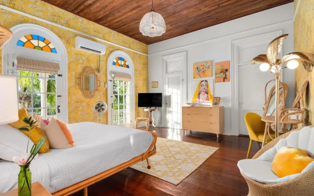 Marrero's Guest Mansion