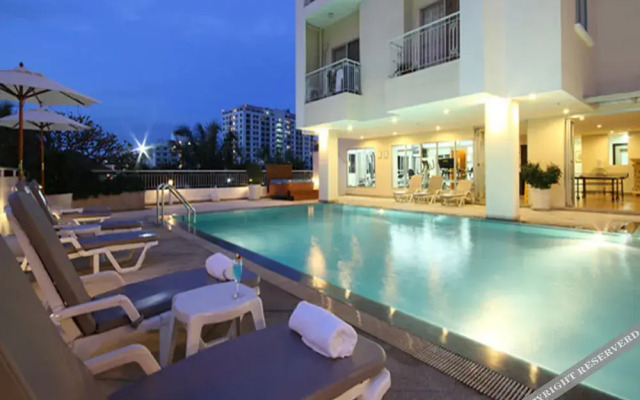 Kameo House Serviced Apartments Sriracha