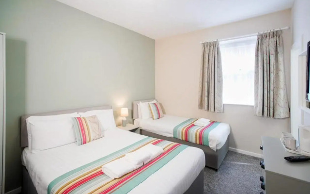 The Georgian Hollies