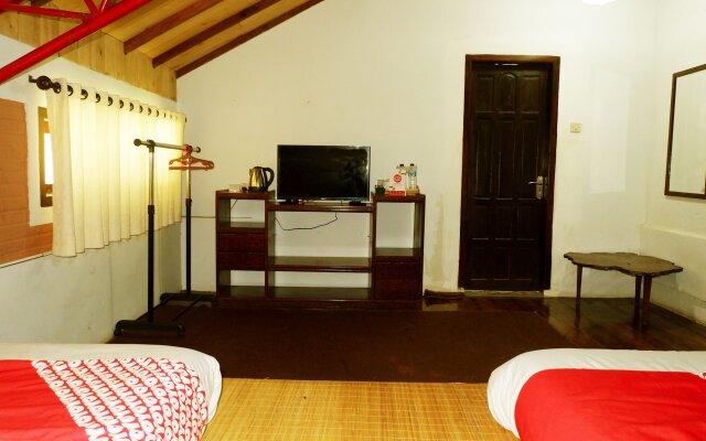 OYO 604 Cemara's Homestay