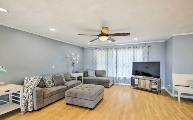 Apollo Beach Waterfront Retreat w/ Boat Dock!