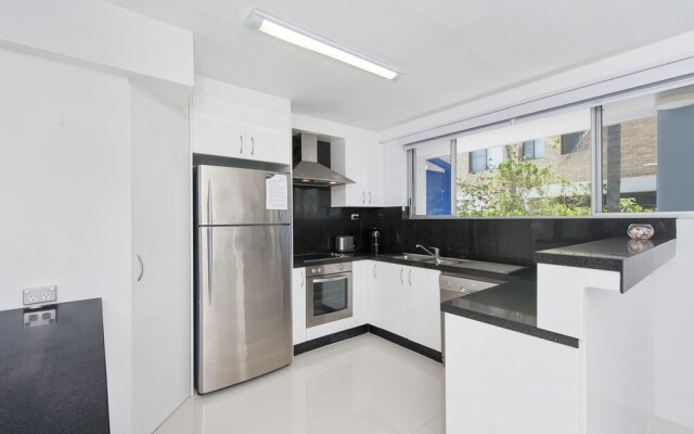 Cirrus, 2/44 Marine Drive