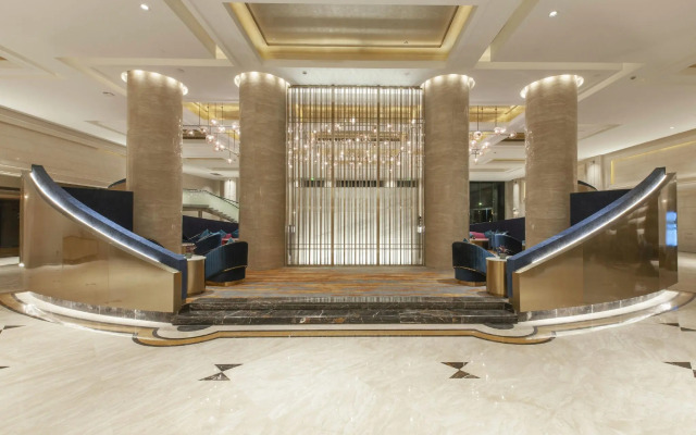 SSAW Pagoda Hotel Shanghai Baixia 