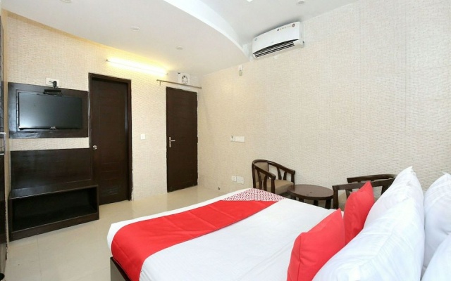 OYO 2690 Hotel Oscar Regency