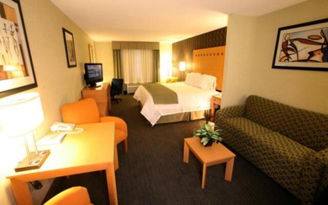Holiday Inn Express And Suites Monterrey Aeropuerto