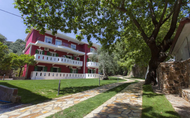 Oasis Apartments
