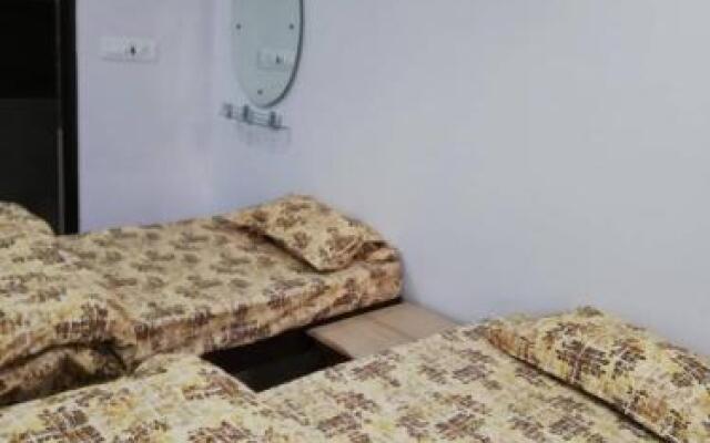 Om Trance Hostel